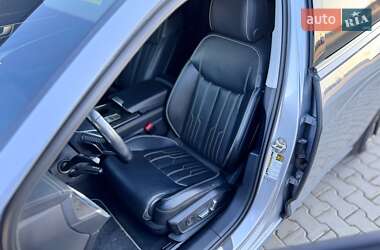 Седан Audi A6 2018 в 