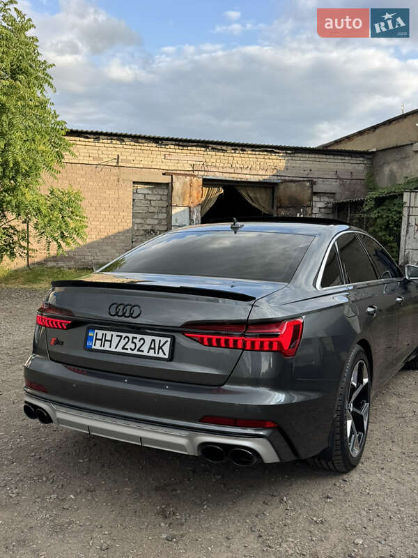 Седан Audi A6 2018 в Одессе