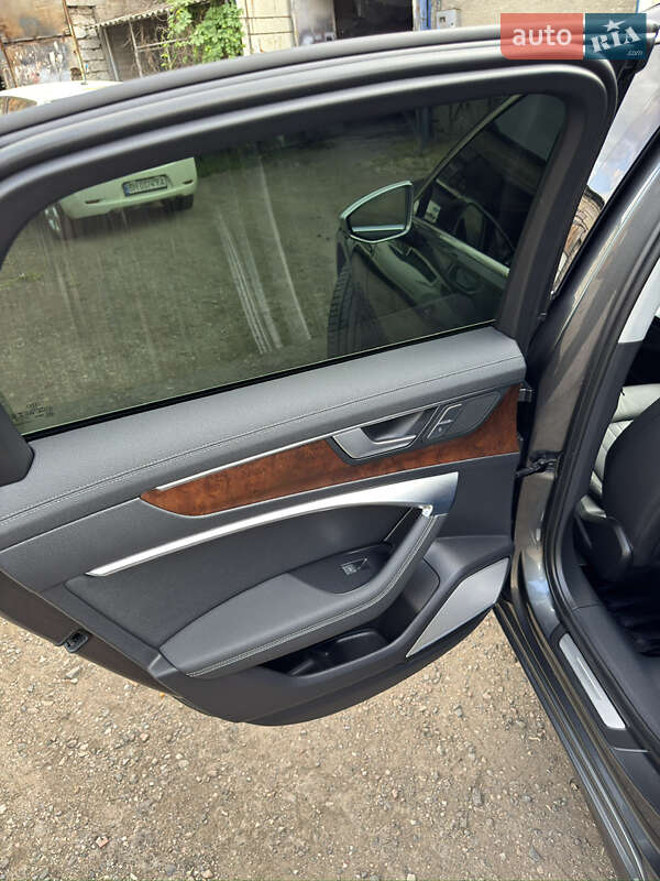 Седан Audi A6 2018 в Одессе