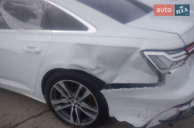 Седан Audi A6 2019 в 