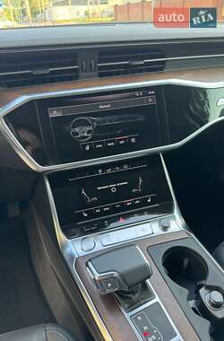 Седан Audi A6 2018 в 