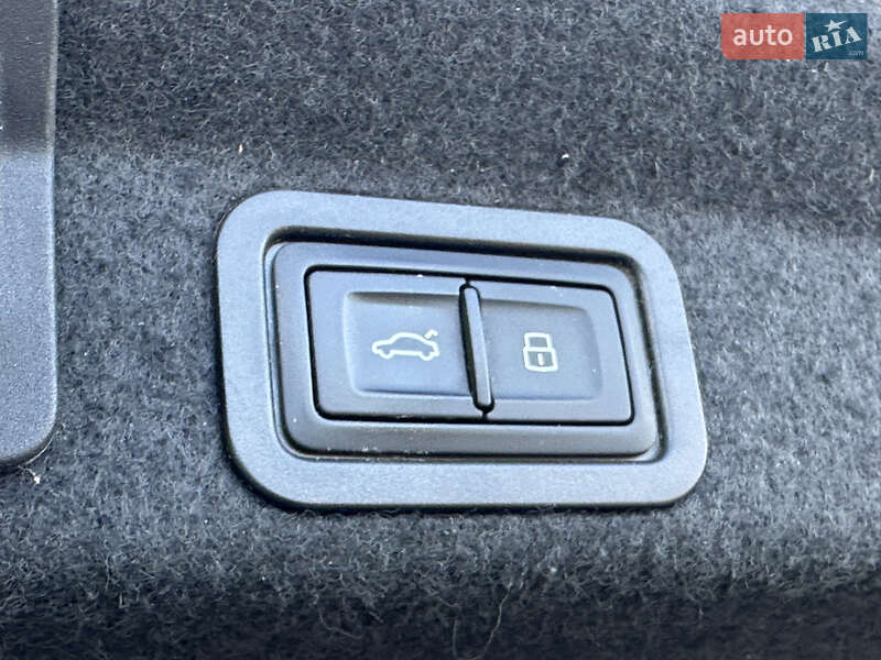 Седан Audi A6 2018 в Ужгороде