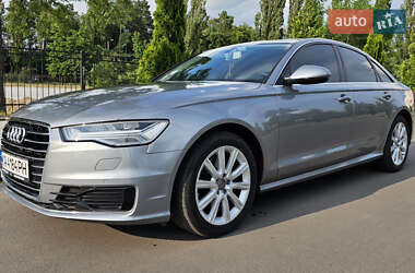 Седан Audi A6 2015 в 