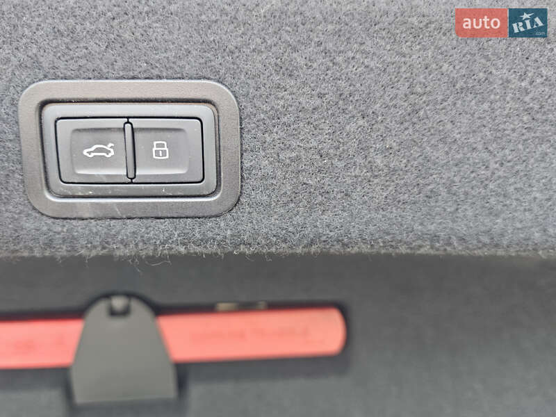 Седан Audi A6 2016 в Киеве