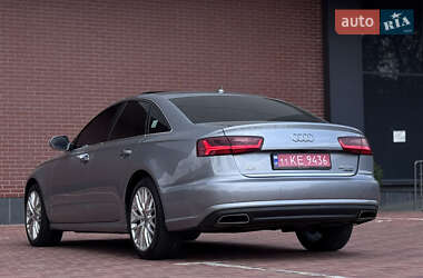 Седан Audi A6 2015 в 