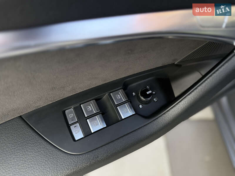 Универсал Audi A6 2018 в Одессе