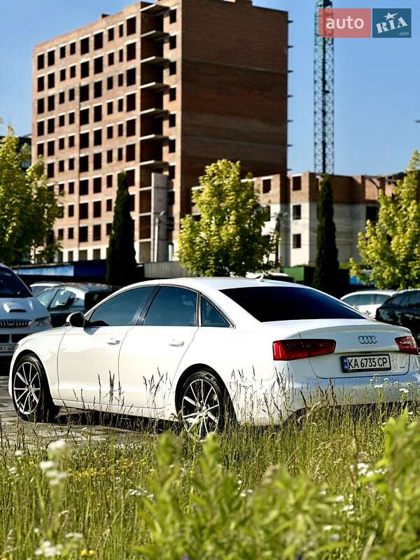 Седан Audi A6 2014 в Ирпене