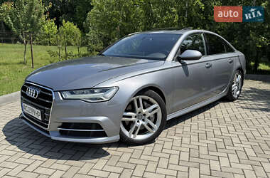 Седан Audi A6 2015 в 
