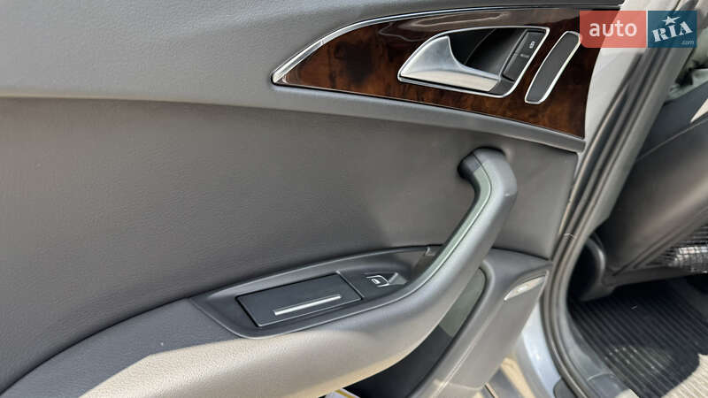 Седан Audi A6 2015 в Луцке
