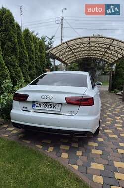 Седан Audi A6 2015 в 