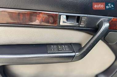 Седан Audi A6 1995 в 