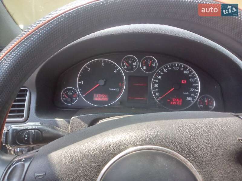 Универсал Audi A6 2002 в Сокирянах