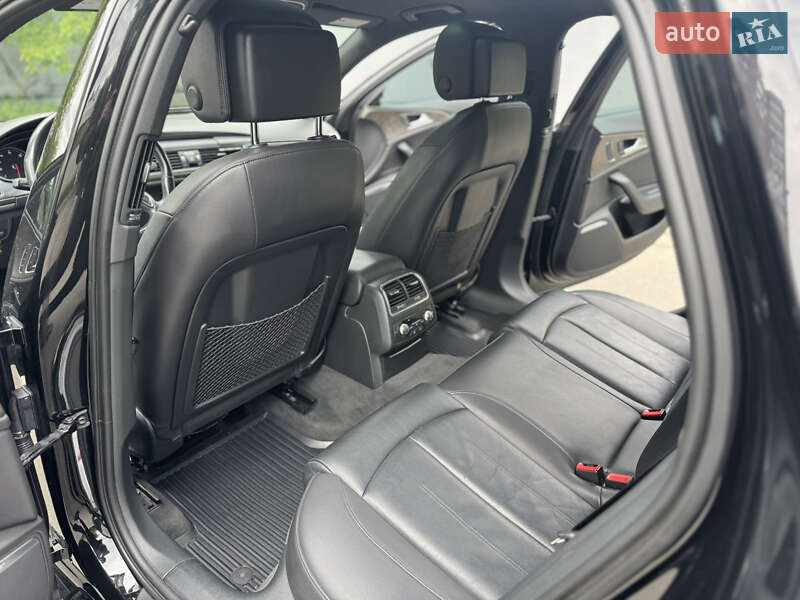 Седан Audi A6 2016 в Киеве