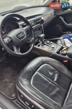 Седан Audi A6 2012 в 