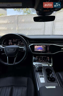 Седан Audi A6 2018 в 