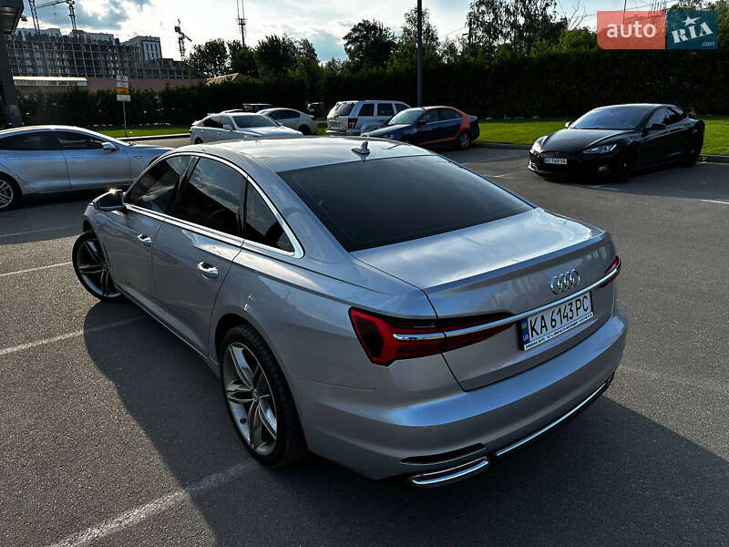 Седан Audi A6 2019 в Киеве