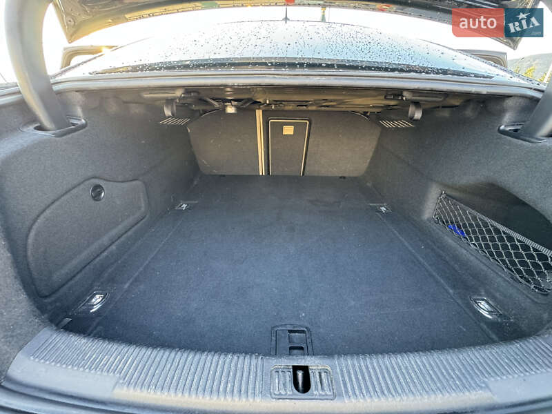 Седан Audi A6 2017 в Хусте