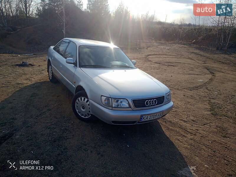 Седан Audi A6 1996 в Хорошеве