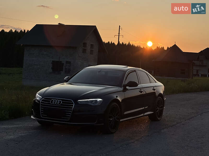 Седан Audi A6 2015 в 