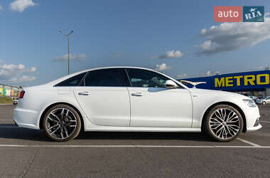 Седан Audi A6 2015 в 