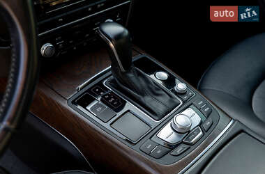 Седан Audi A6 2015 в 
