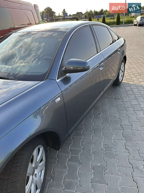 Седан Audi A6 2004 в Стрые