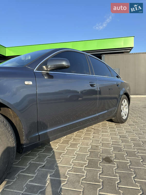 Седан Audi A6 2004 в Стрые