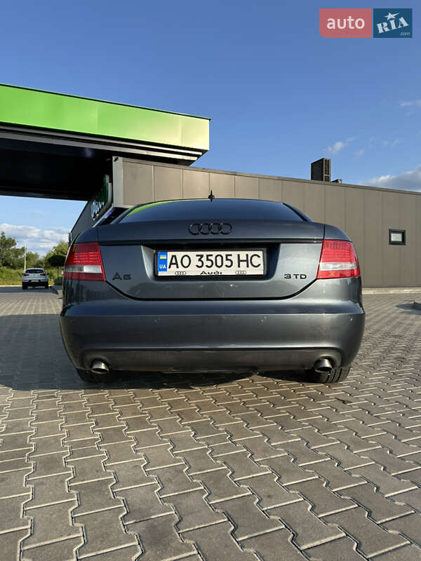 Седан Audi A6 2004 в Стрые