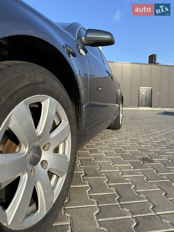 Седан Audi A6 2004 в Стрые