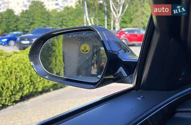 Седан Audi A6 2013 в 