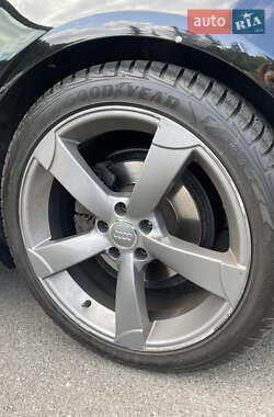 Седан Audi A6 2013 в 