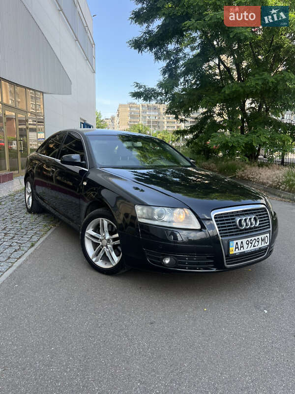 Седан Audi A6 2004 в 