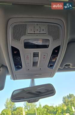 Седан Audi A6 2016 в 