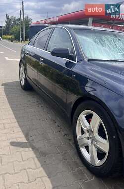 Седан Audi A6 2004 в 
