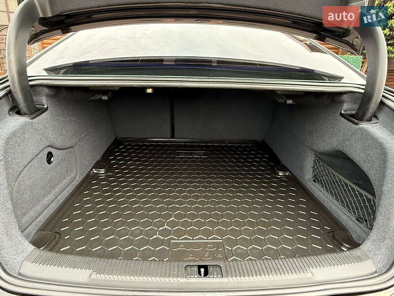 Седан Audi A6 2013 в Киеве