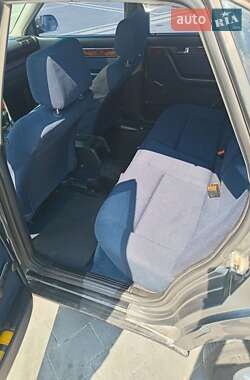 Седан Audi A6 1995 в 