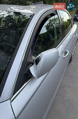 Седан Audi A6 2014 в 