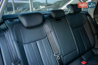 Седан Audi A6 2018 в 