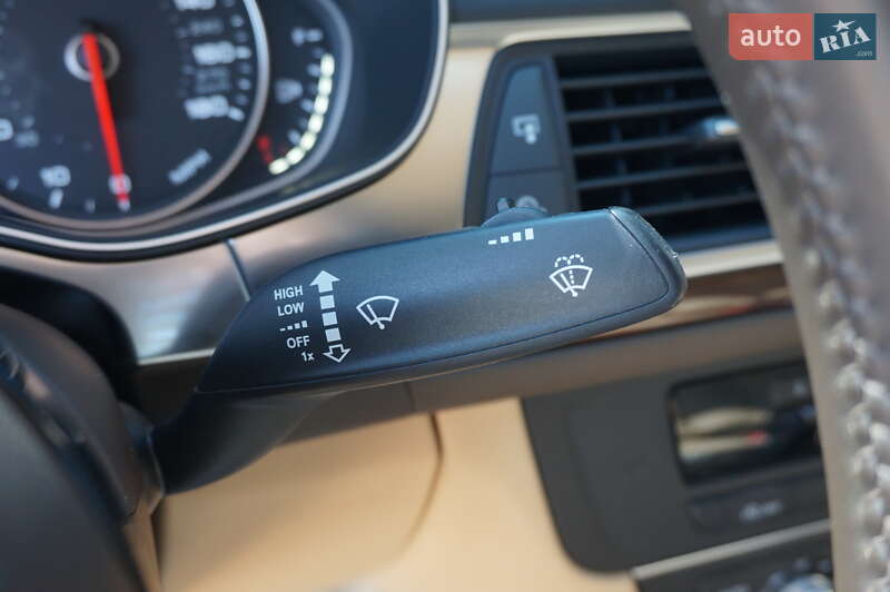 Седан Audi A6 2013 в Одессе