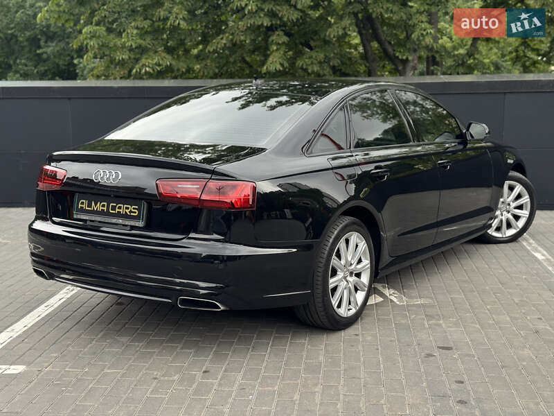 Седан Audi A6 2015 в Киеве