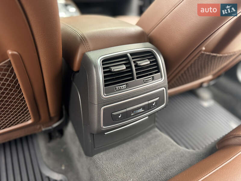 Седан Audi A6 2015 в Киеве