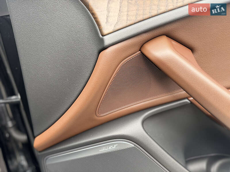 Седан Audi A6 2015 в Киеве
