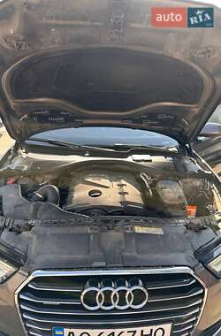 Седан Audi A6 2012 в 