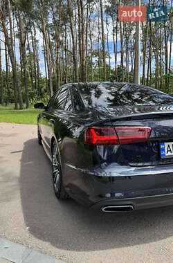 Седан Audi A6 2015 в 