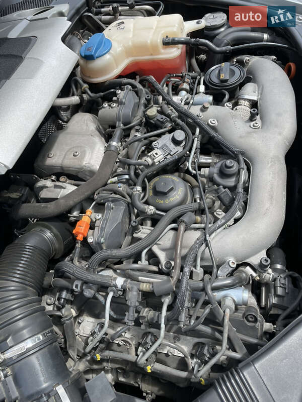 Универсал Audi A6 2010 в Киеве
