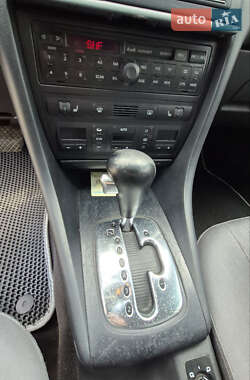Универсал Audi A6 2001 в 