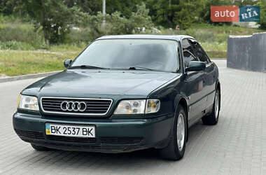 Седан Audi A6 1995 в Ровно