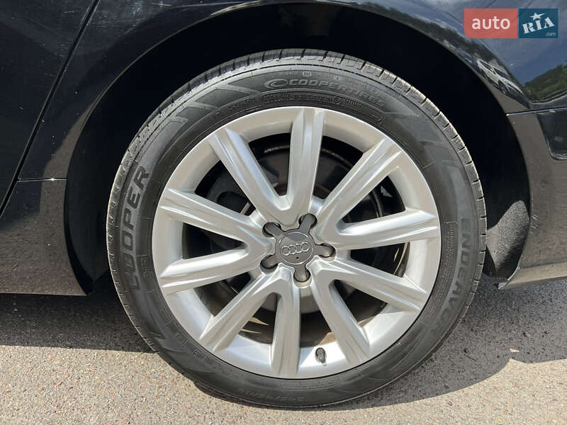 Седан Audi A6 2014 в Киеве