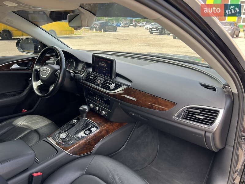 Седан Audi A6 2014 в Киеве