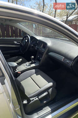 Седан Audi A6 2004 в 